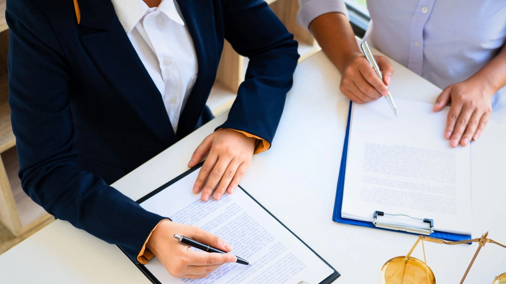 How we help Legal solutions to your business - HR Legal Experts